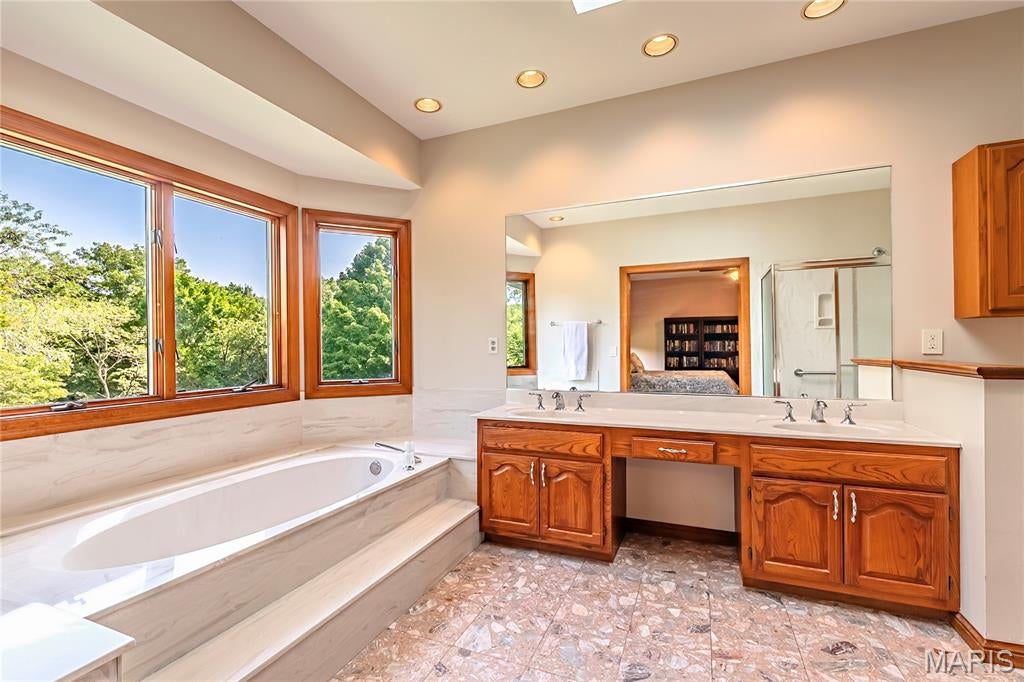 Summit View Place - Residential