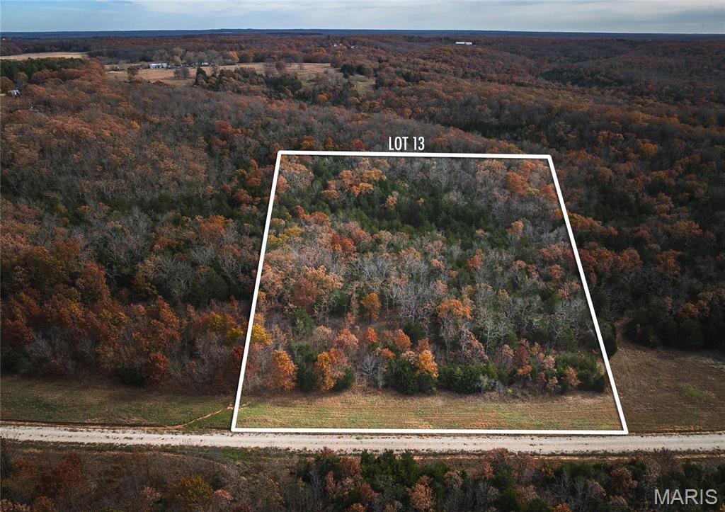 Whispering Oaks - Land
