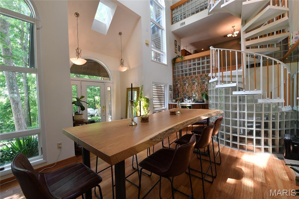 Dresser Hill - Residential Lease
