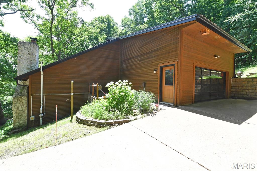 Dresser Hill - Residential Lease