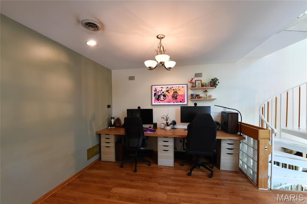 Dresser Hill - Residential Lease