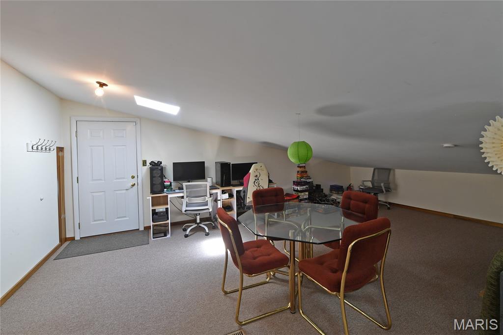 Dresser Hill - Residential Lease