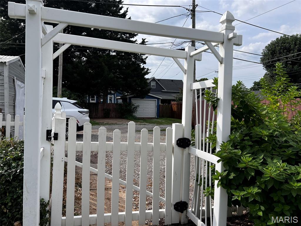 Rose Cottage Heights - Residential