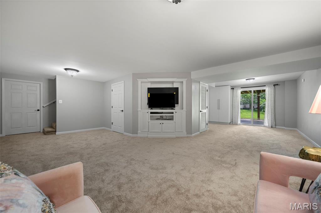 Meadowbrook Farm - Residential