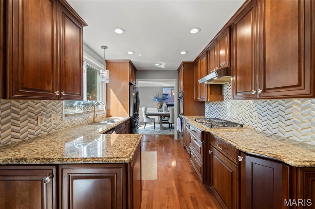 Meadowbrook Farm - Residential