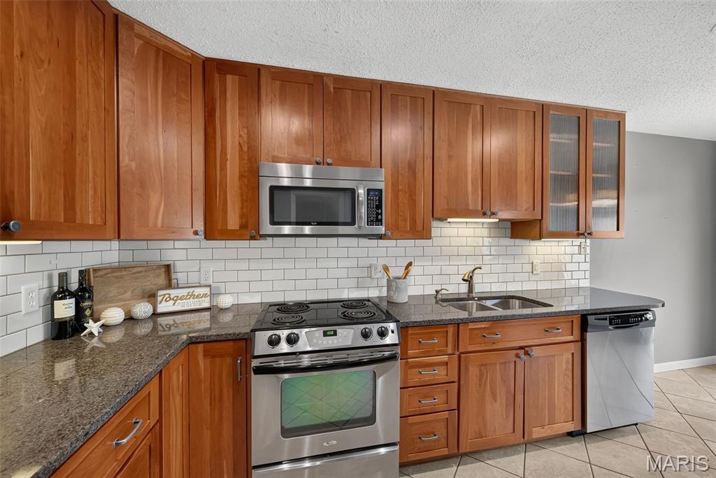 Mason Green Condo 5 - Residential
