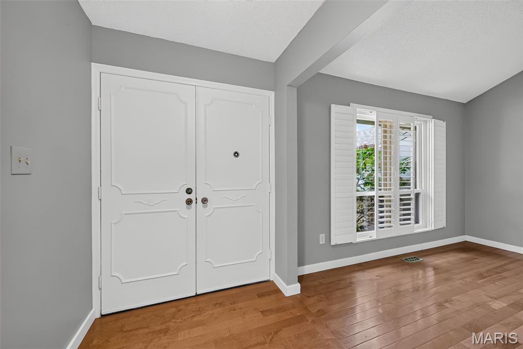Mason Green Condo 5 - Residential
