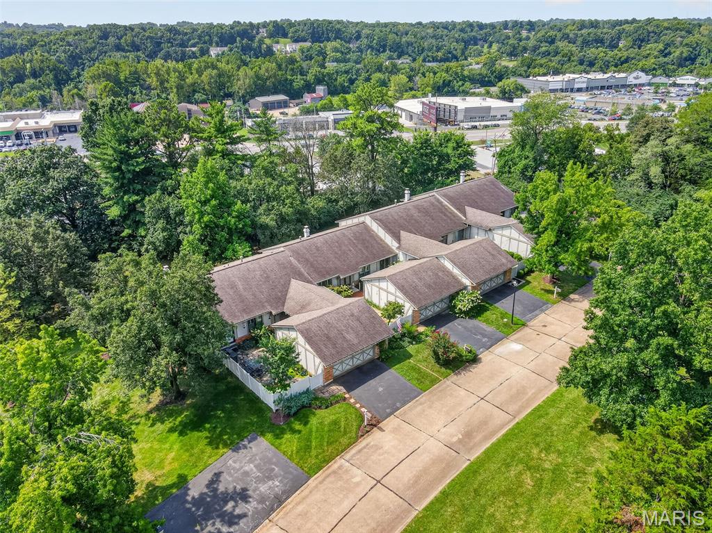 Mason Green Condo 5 - Residential