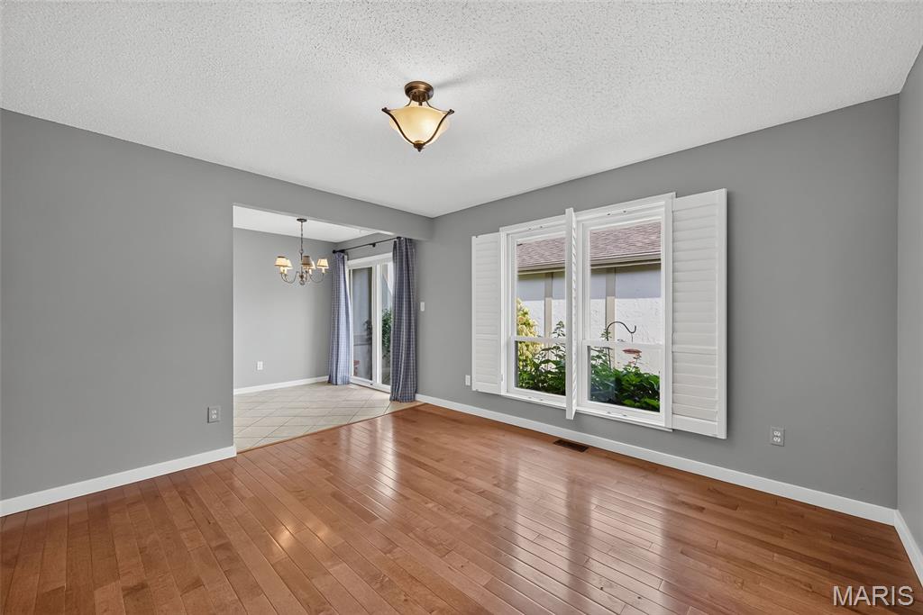 Mason Green Condo 5 - Residential