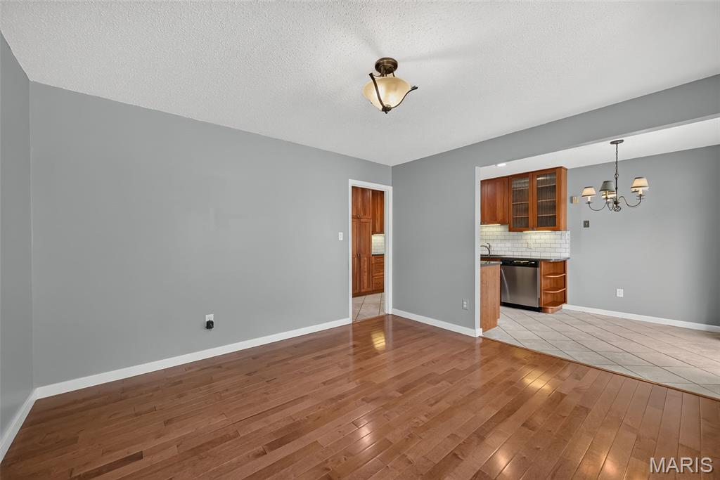 Mason Green Condo 5 - Residential