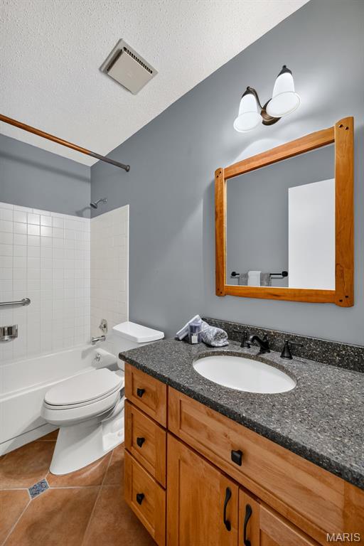Mason Green Condo 5 - Residential