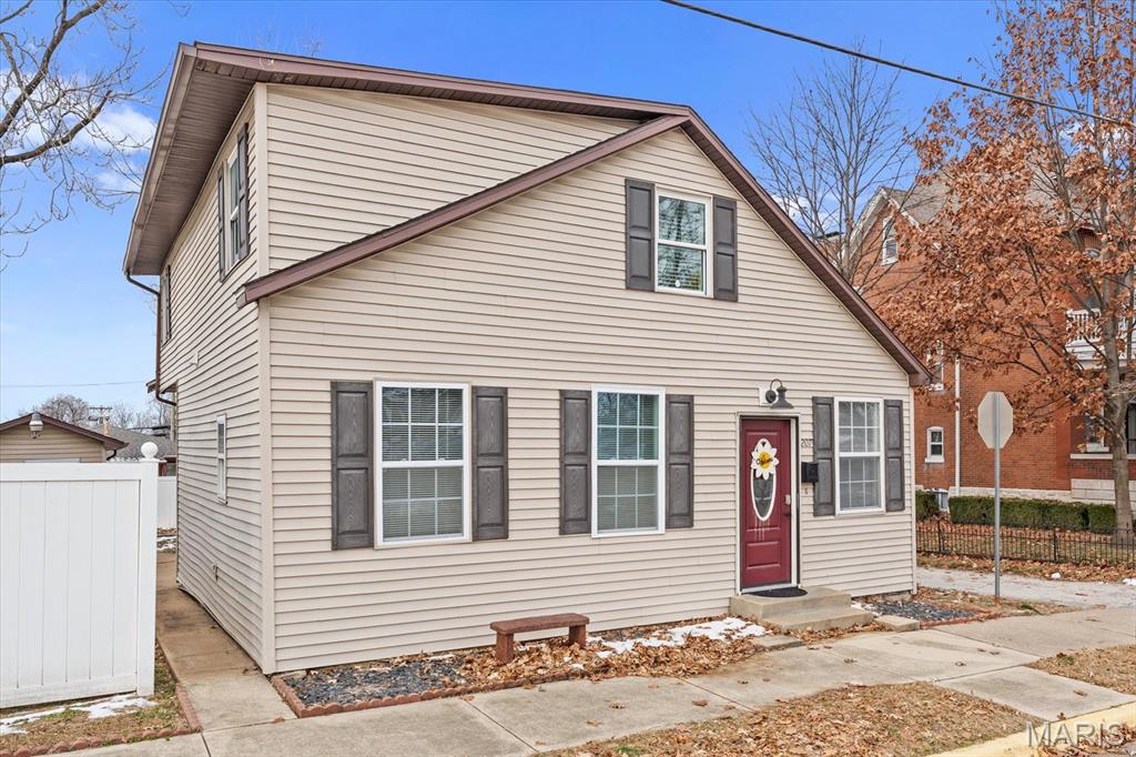 Completely remodeled and fully furnished, this charming bungalow is just steps from downtown Waterloo! Offering true turnkey living—what you see is what you get—this home comes equipped with everything you need from day one. This home is perfect for an investor bringing in over $2,500 per month as an Airbnb! The main level features an open living room accented by a striking vaulted ceiling, creating a spacious and inviting atmosphere. Just off the living room is a fully equipped kitchen, along with a comfortable bedroom, full bathroom, and convenient laundry room. Upstairs you’ll find two generous bedrooms, a second full bath, and a versatile loft area perfect for an office, playroom, or additional lounge space. Located only moments from local shops, restaurants, and everyday amenities, this property offers exceptional convenience and lifestyle. Whether you’re searching for your next home or considering a fantastic investment opportunity or Airbnb, this turnkey gem is one you won’t want to miss!
