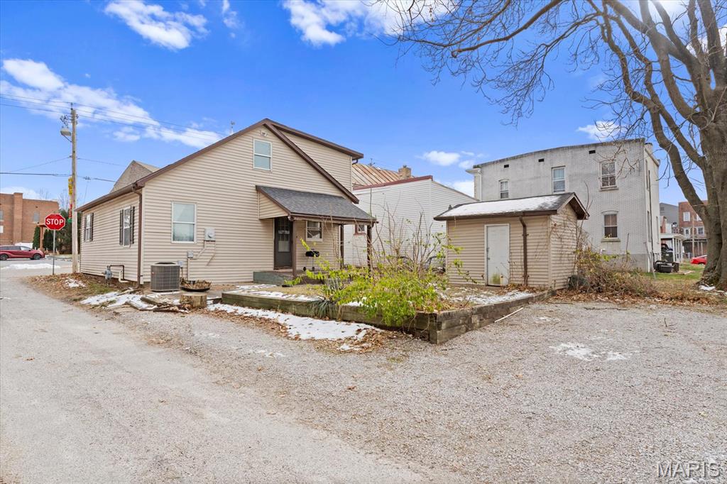 City/Waterloo - Residential