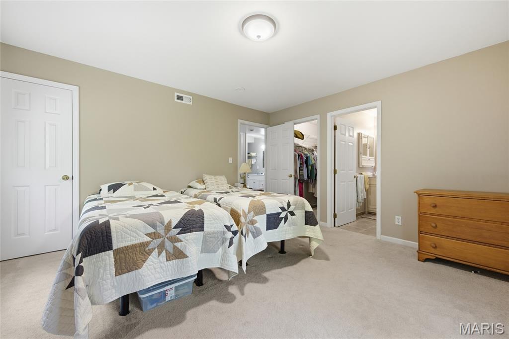 Sun Valley Condo Ph I - Residential