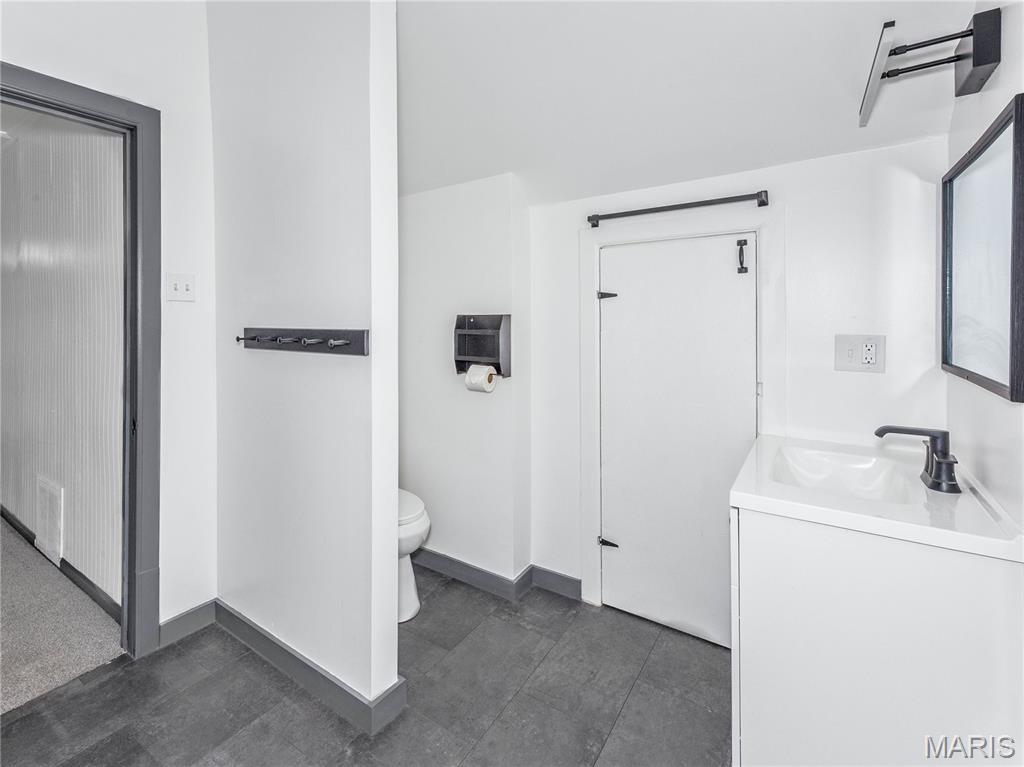 Frank Lorenzs Add - Residential