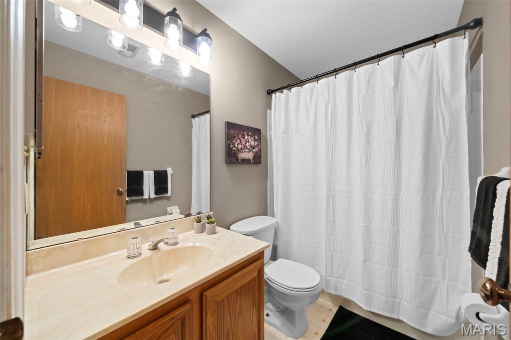 Autumn Lakes Five Condo - Residential