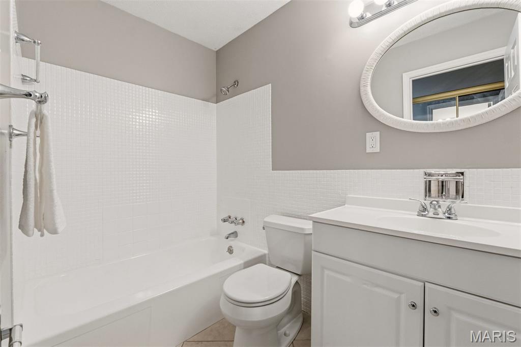 Villa Dorado Condo - Residential