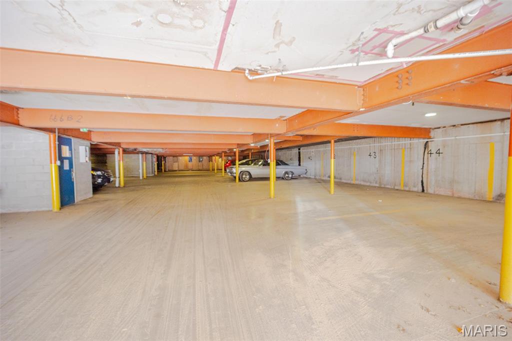 Carroll Wood Hill Condominium - Residential