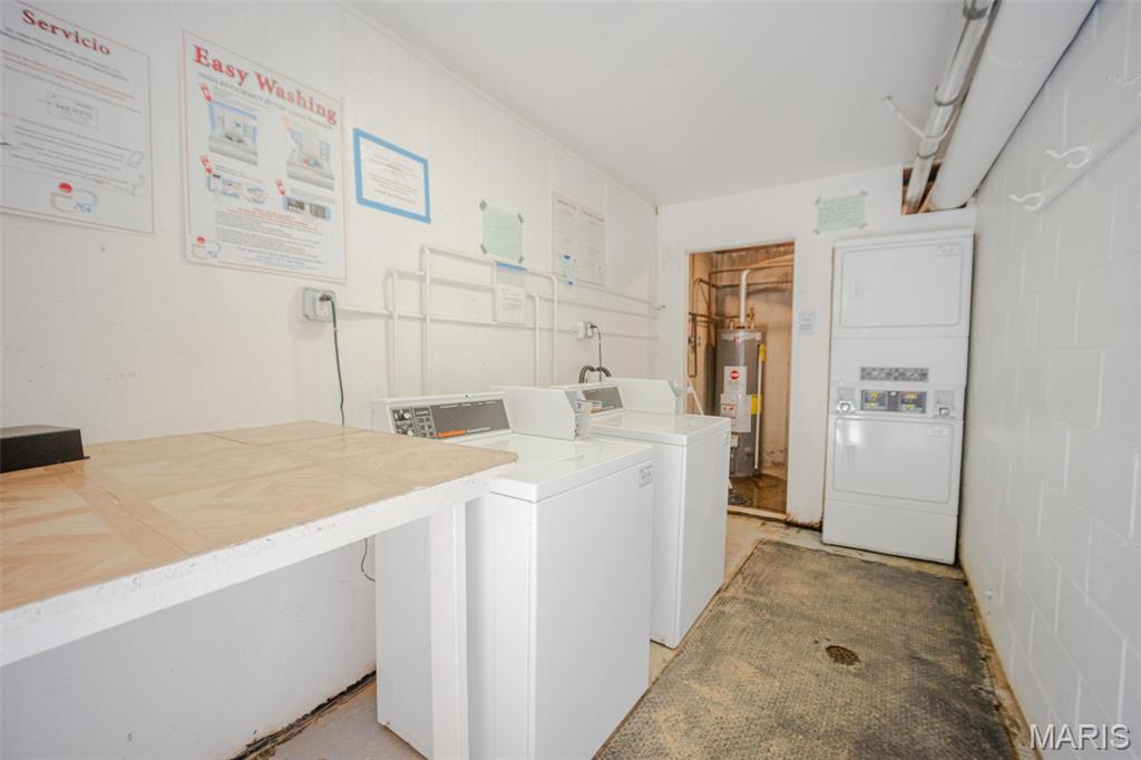 Carroll Wood Hill Condominium - Residential
