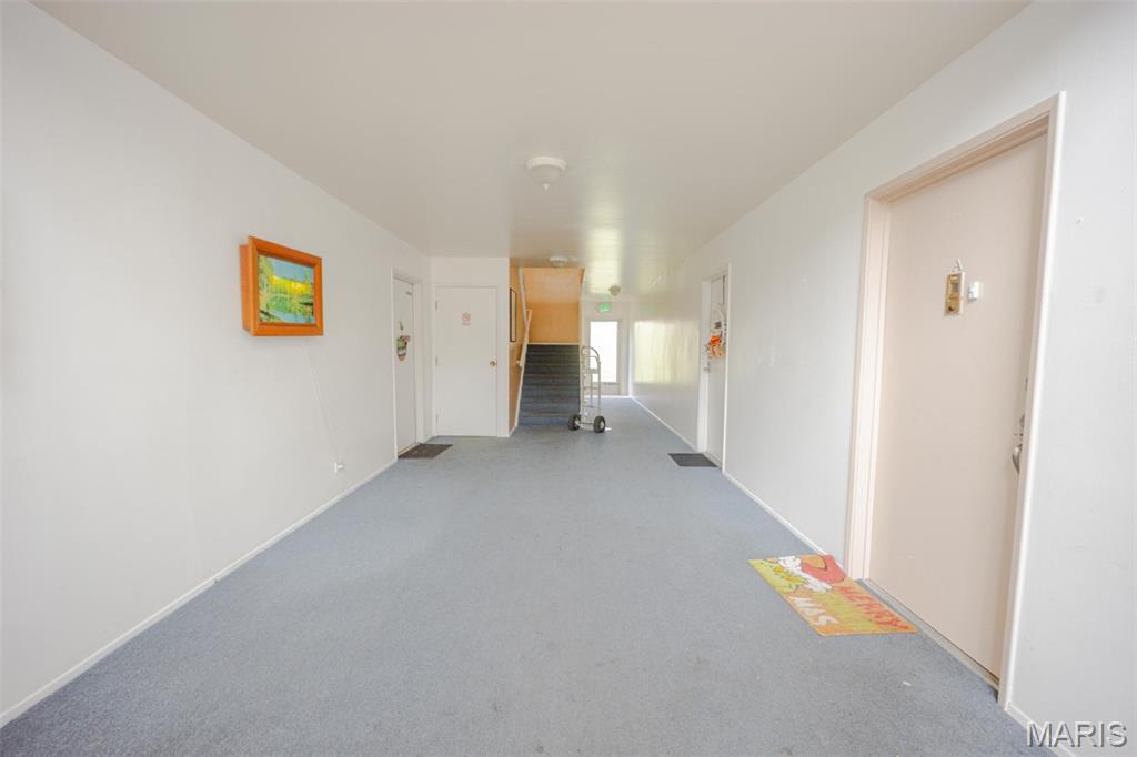 Carroll Wood Hill Condominium - Residential