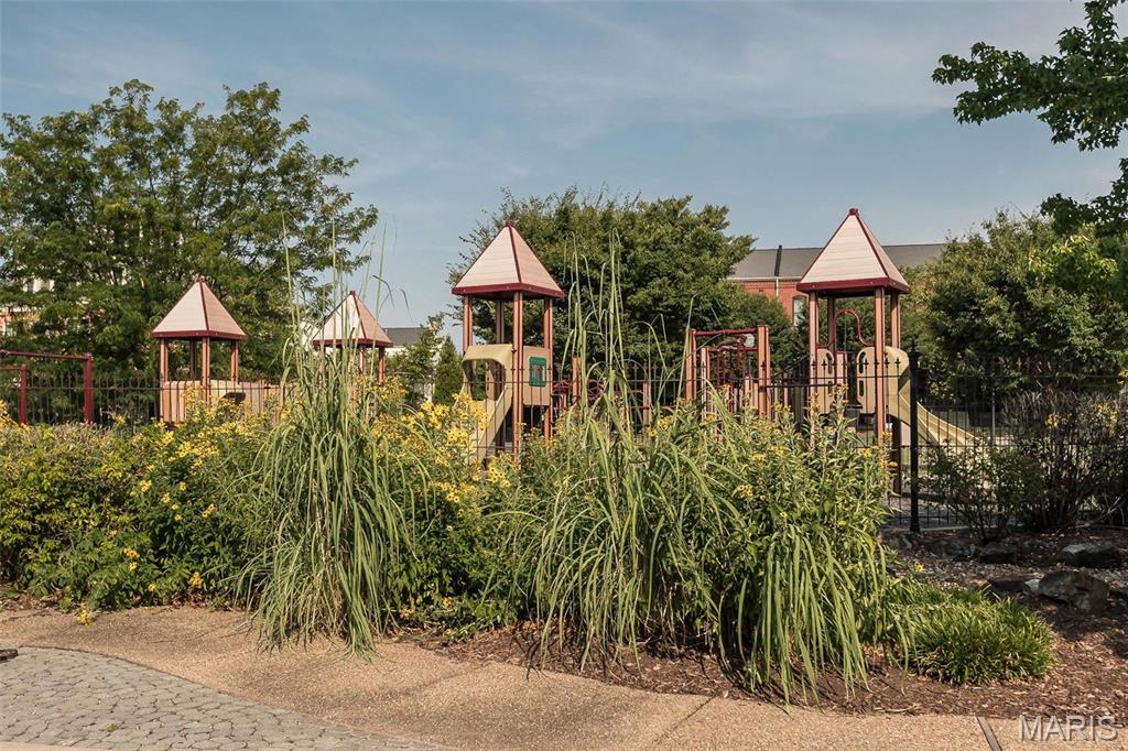 New Town At St Chas #10 - Residential