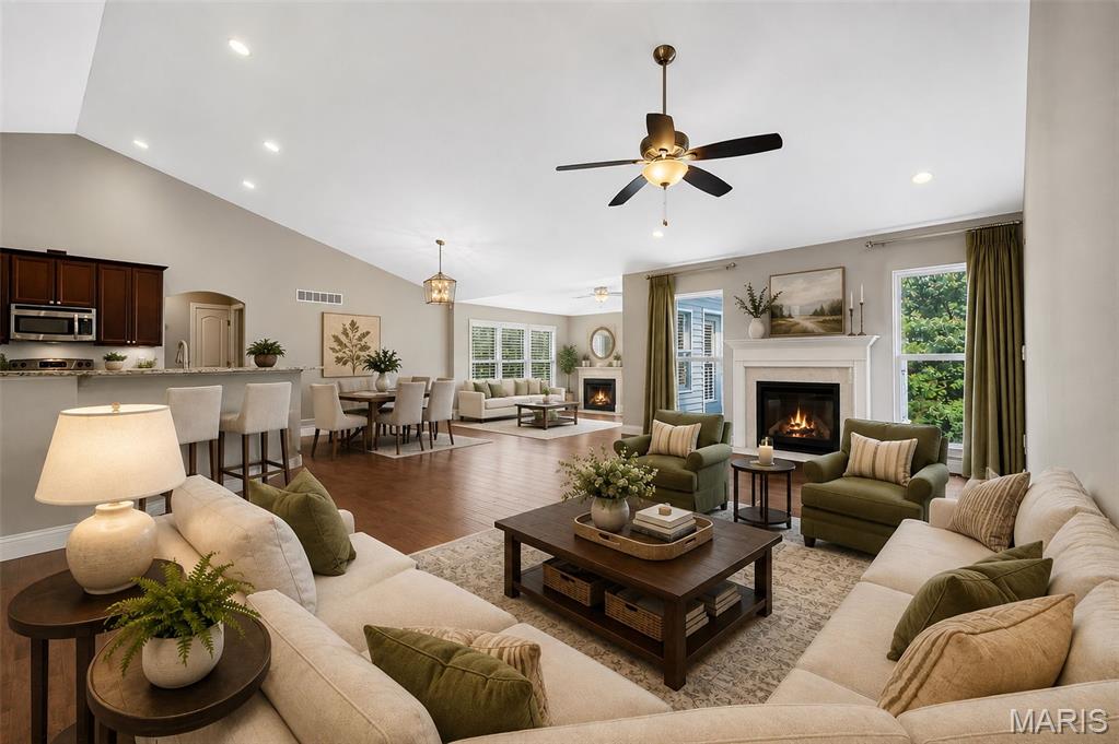 Estates At Williams Creek One The - Residential