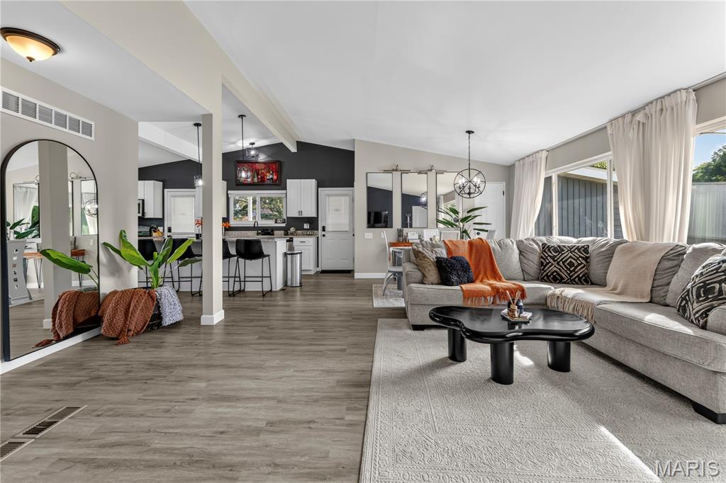 Paddock Hills 10 - Residential