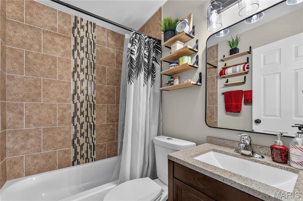 Paddock Hills 10 - Residential