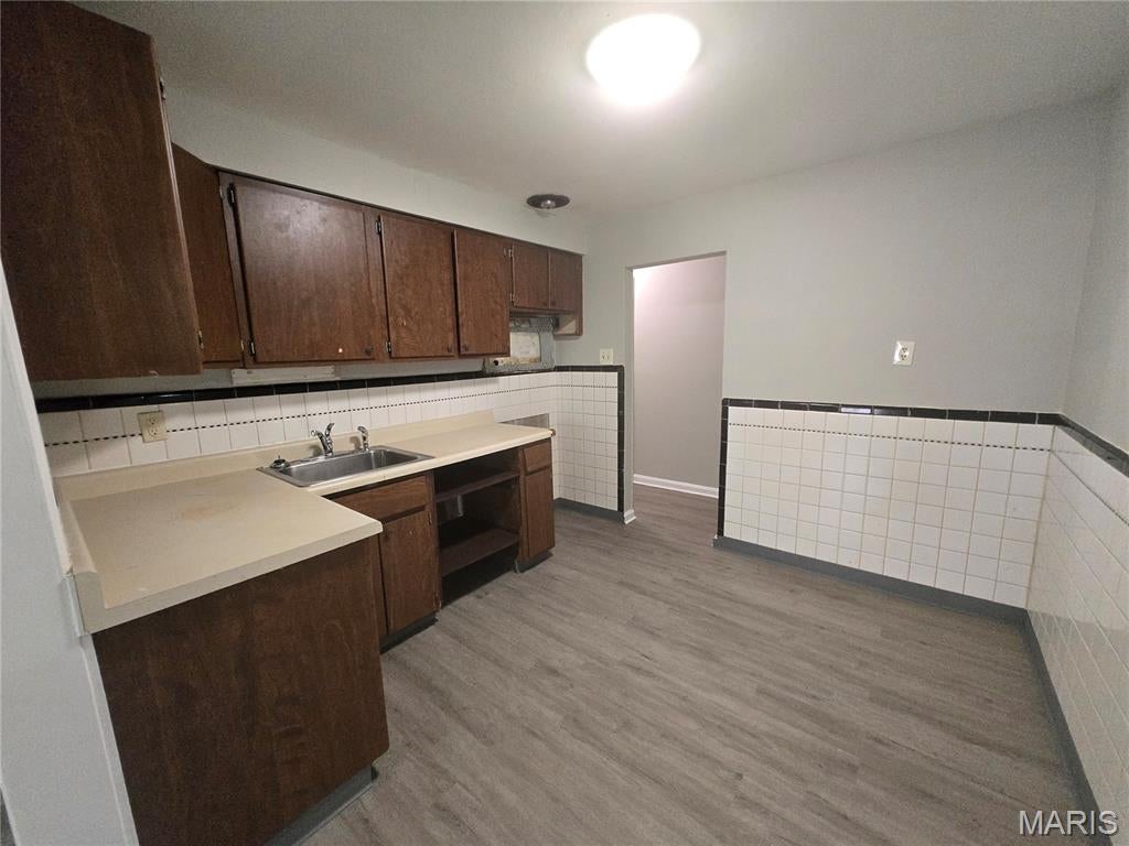 Bissell Hills 4 - Residential Lease