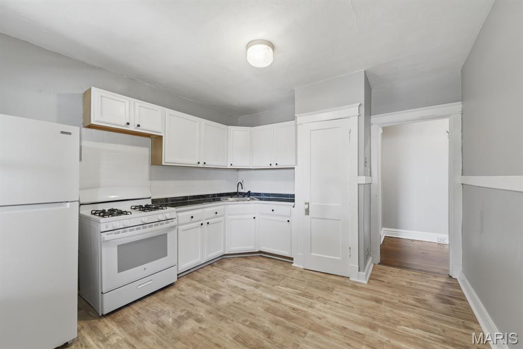 Lorraine Court Add - Residential Lease