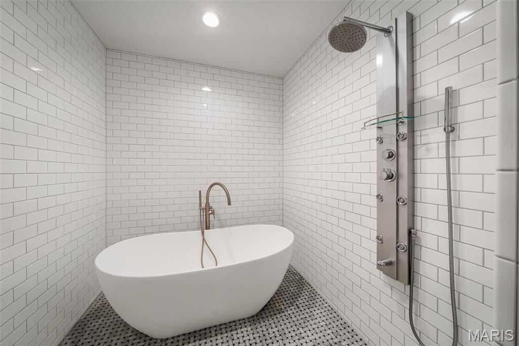 Makers - Residential Lease