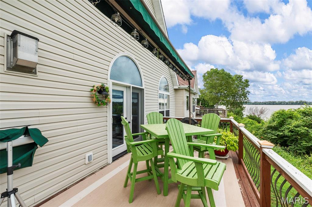WINNEBERG SUBDIVISION-BRICKYARD VILLAS - Residential