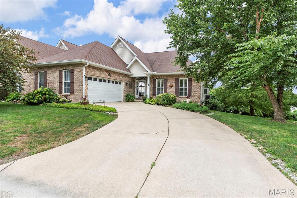 WINNEBERG SUBDIVISION-BRICKYARD VILLAS - Residential