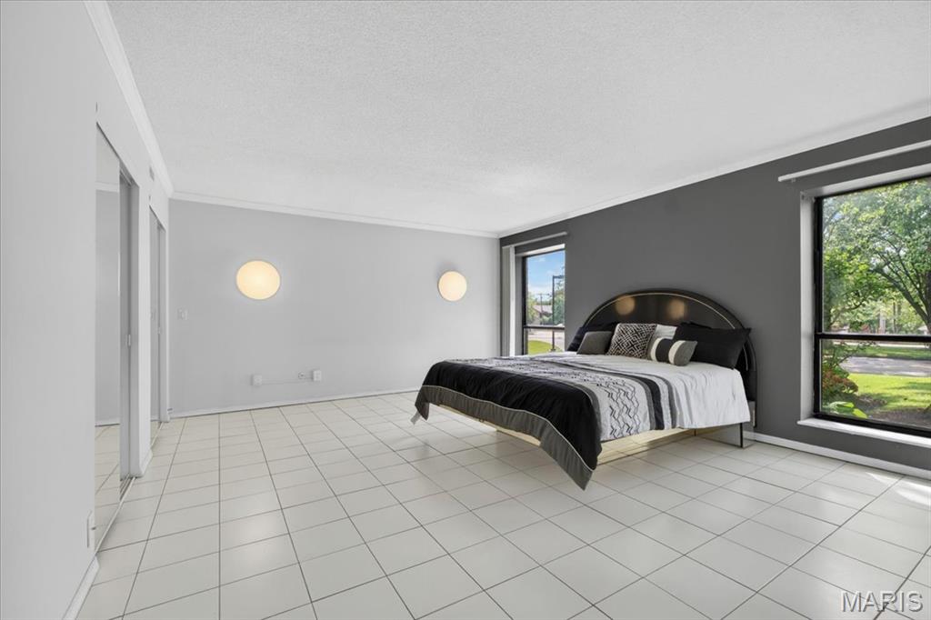 Golfview On The Green Ph Ii Condomini - Residential