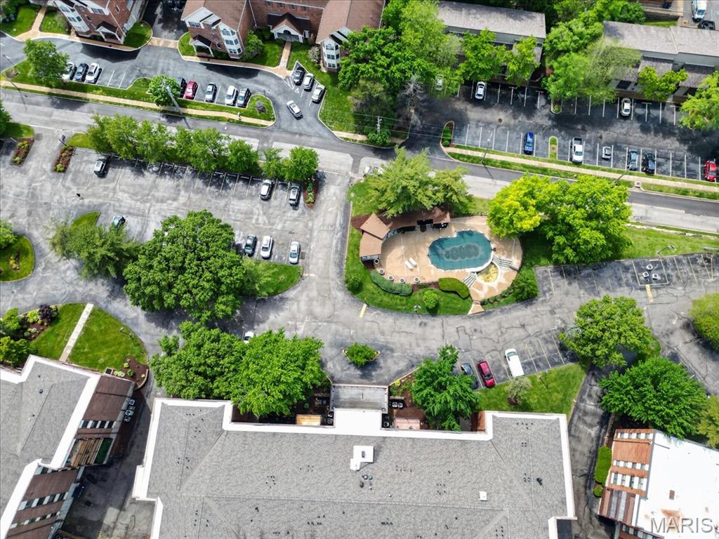 Golfview On The Green Ph Ii Condomini - Residential