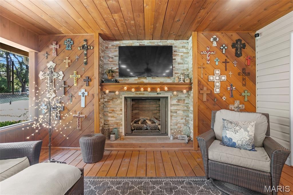Eagle Point - Residential