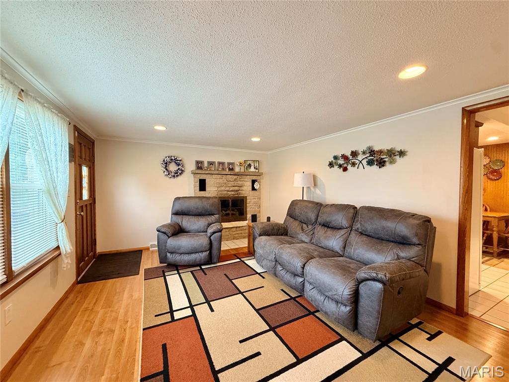 Mecker Add - Residential