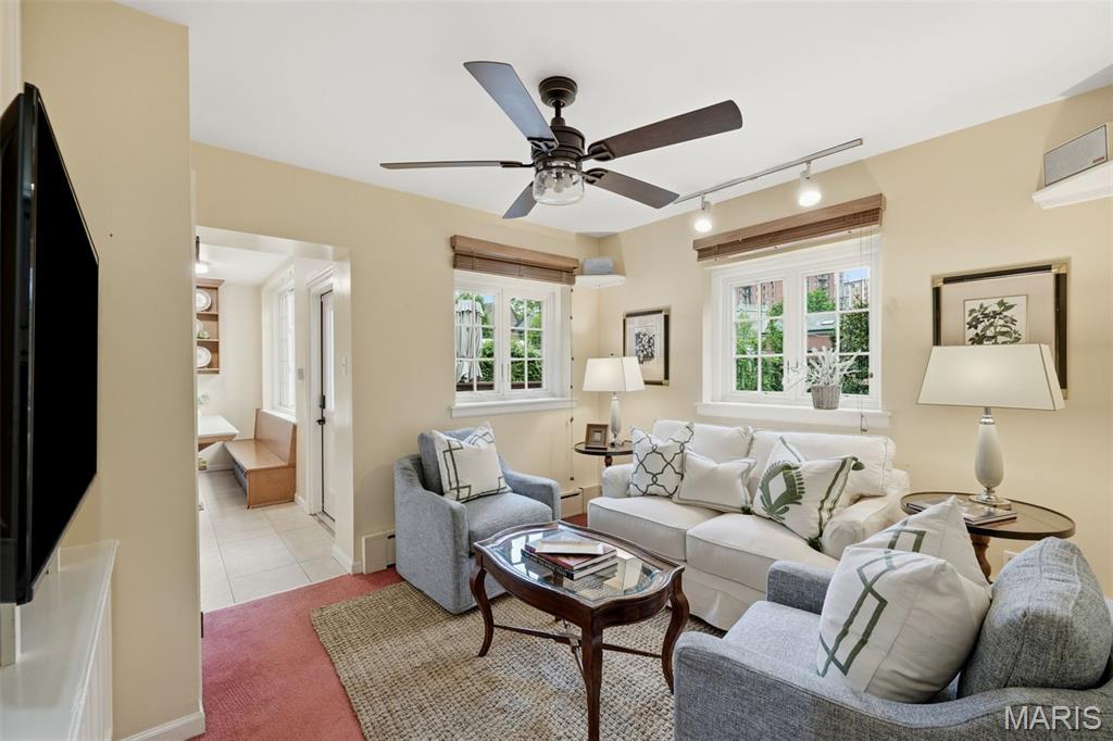 Country Club Place 2 - Residential