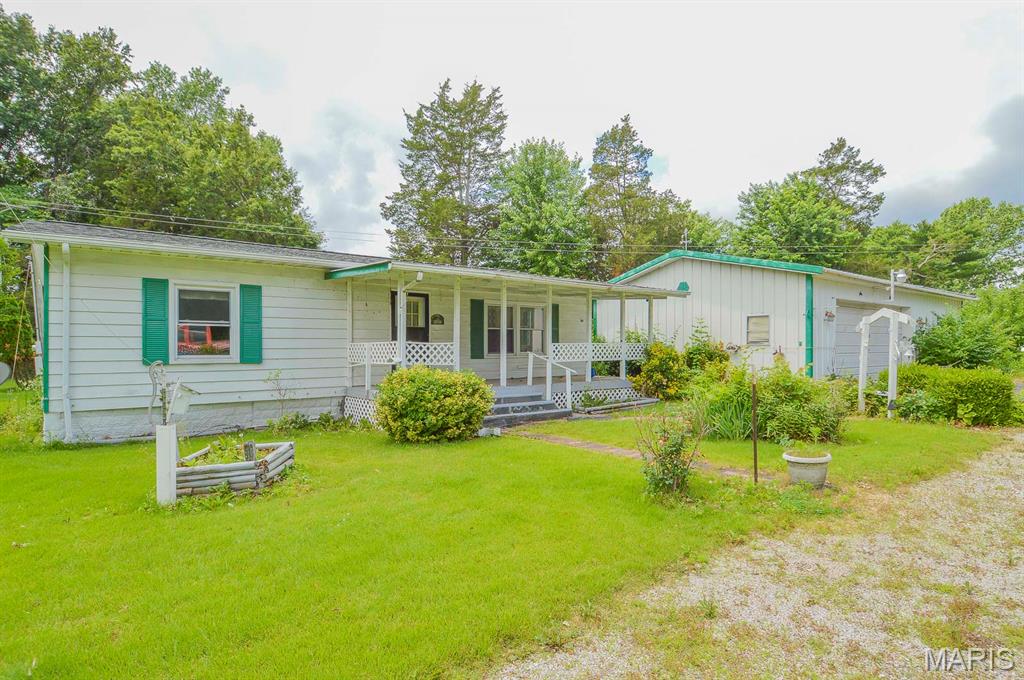 De Lor Acres - Residential