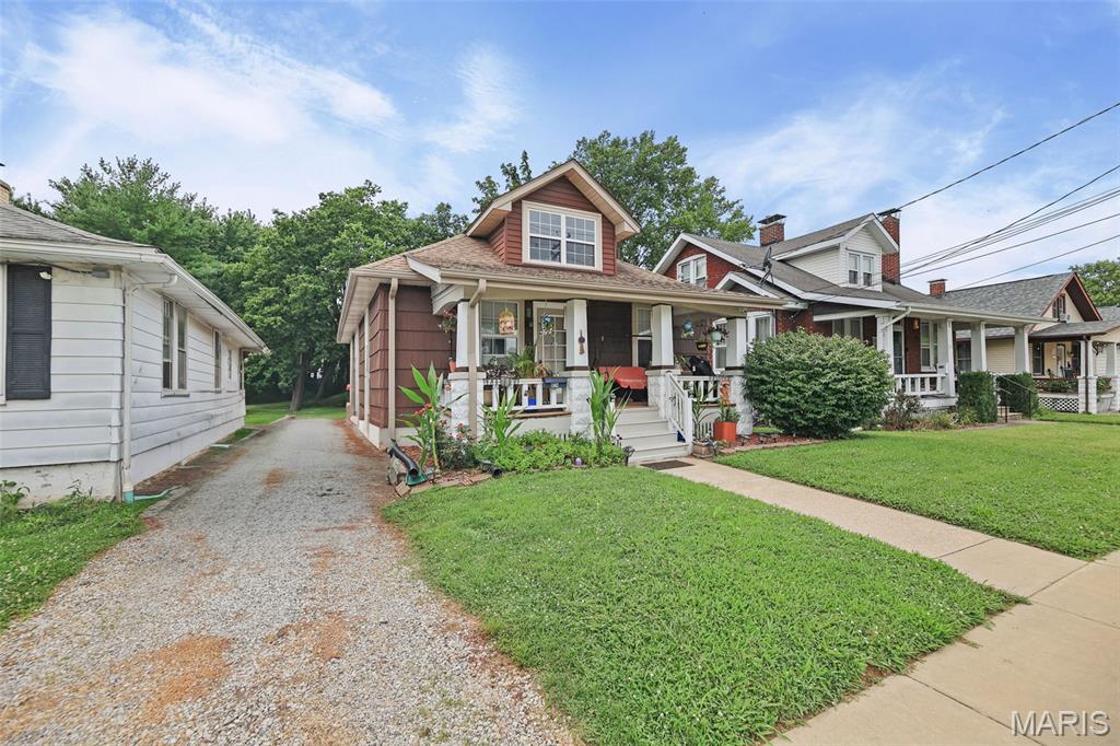 Twelve Oaks - Residential