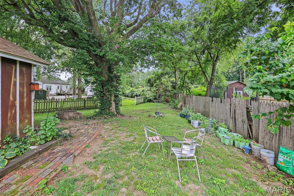 Twelve Oaks - Residential