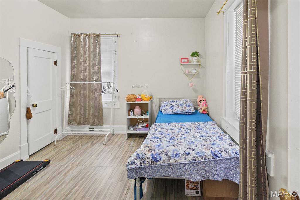 Twelve Oaks - Residential