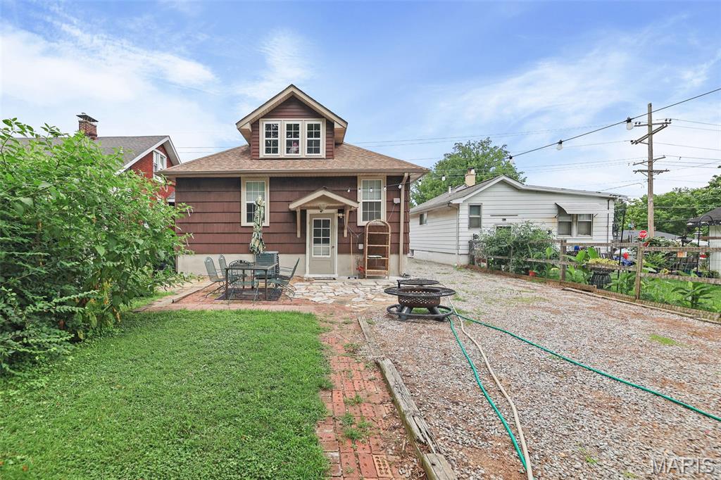 Twelve Oaks - Residential