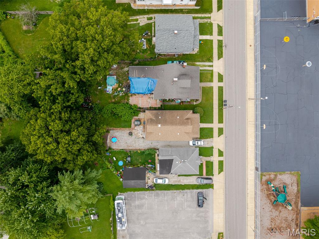 Twelve Oaks - Residential