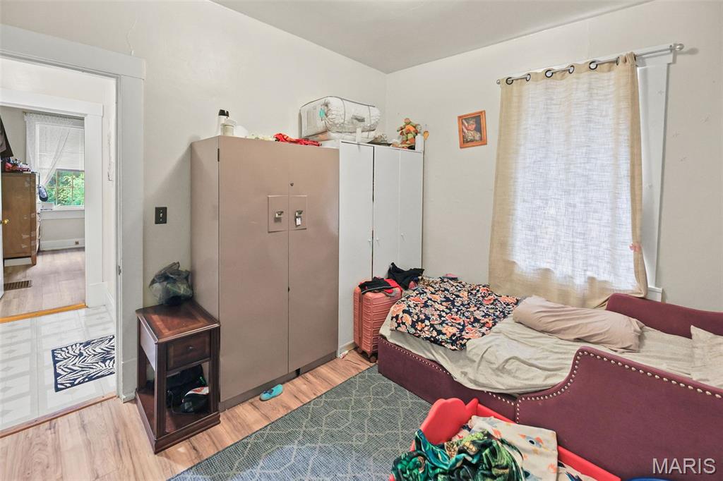 Twelve Oaks - Residential