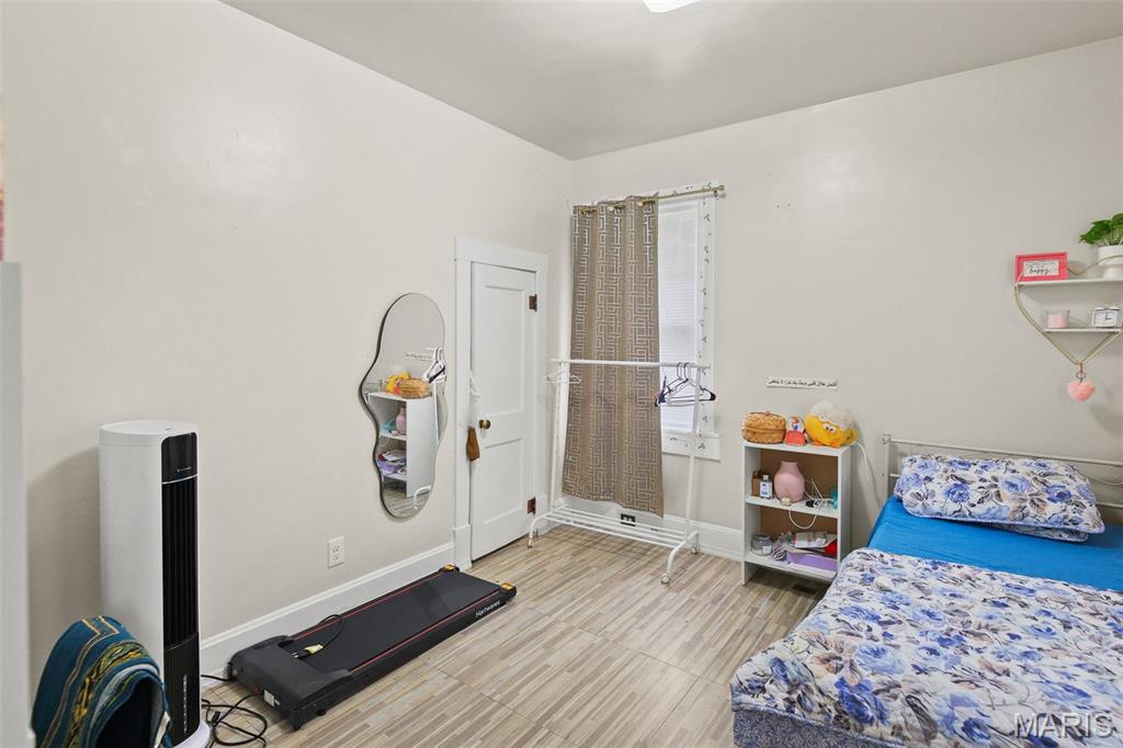Twelve Oaks - Residential