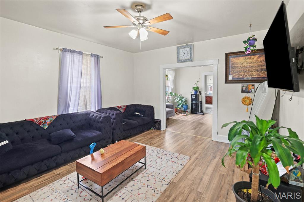 Twelve Oaks - Residential