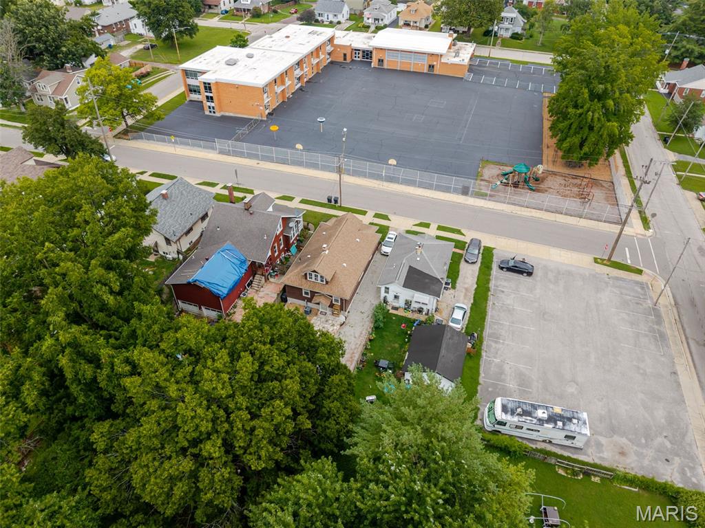 Twelve Oaks - Residential
