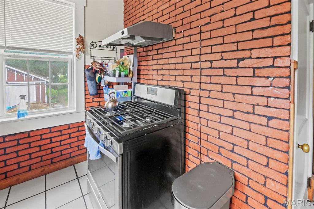 Twelve Oaks - Residential