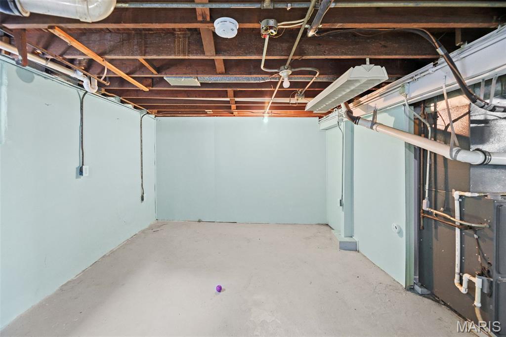 Twelve Oaks - Residential